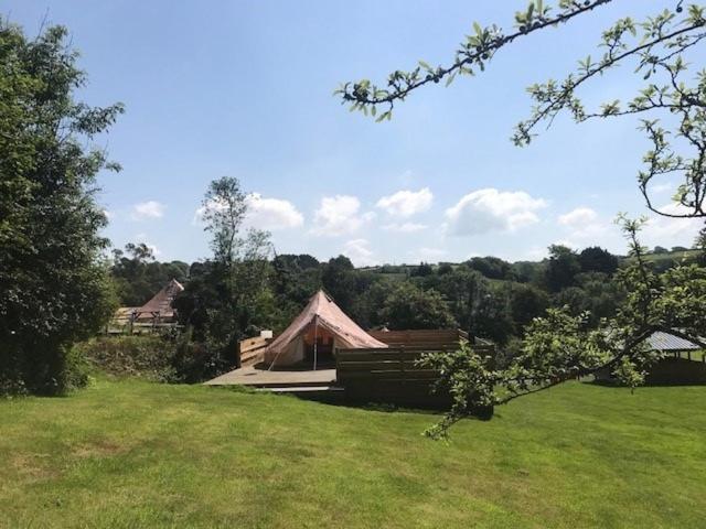 Willow Valley Glamping バッド エクステリア 写真